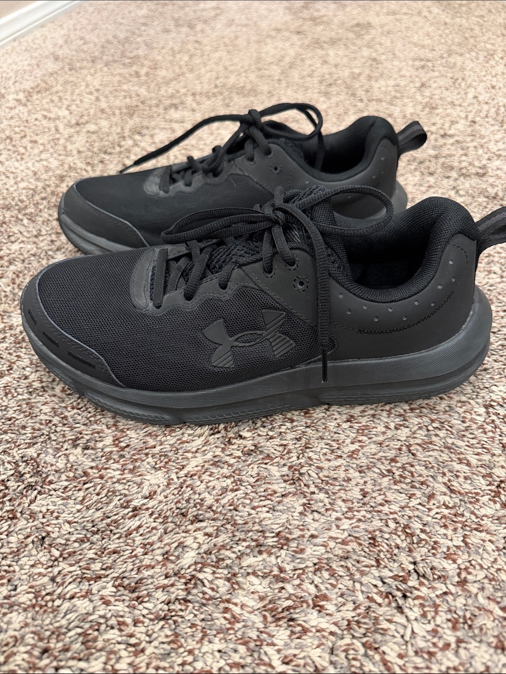 Under Armour Women's Charged Assert 10 Running Shoes
